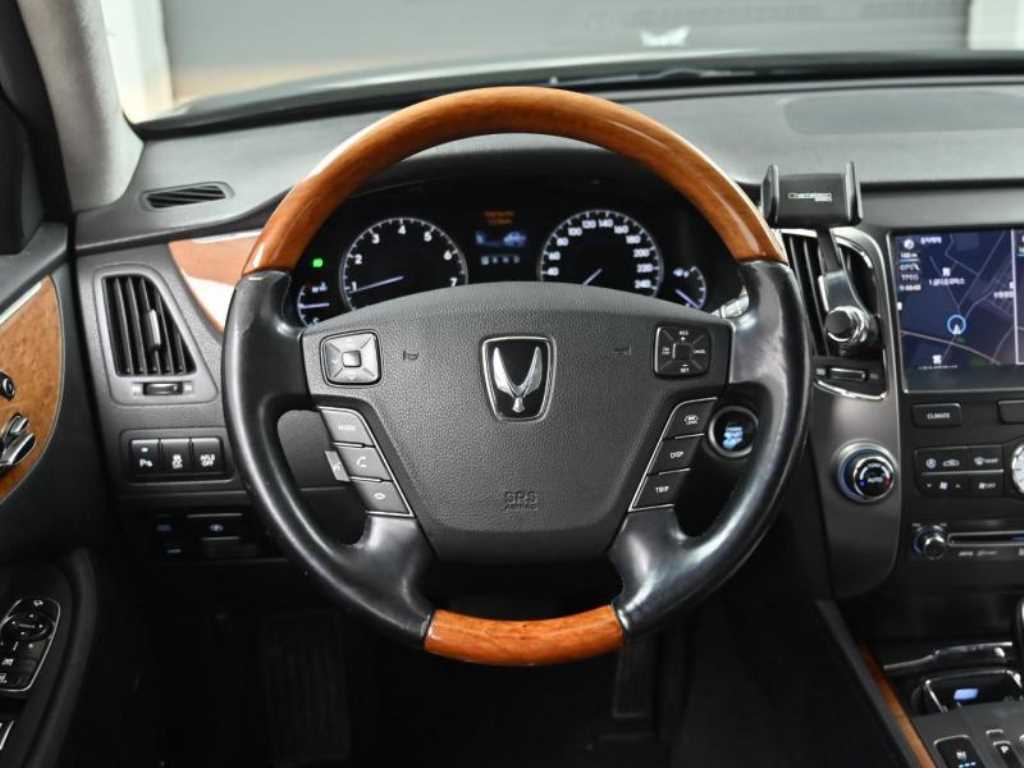 HYUNDAI Equus 2010 Negro - Importación desde Corea - HF Imports Iquique - Foto 13