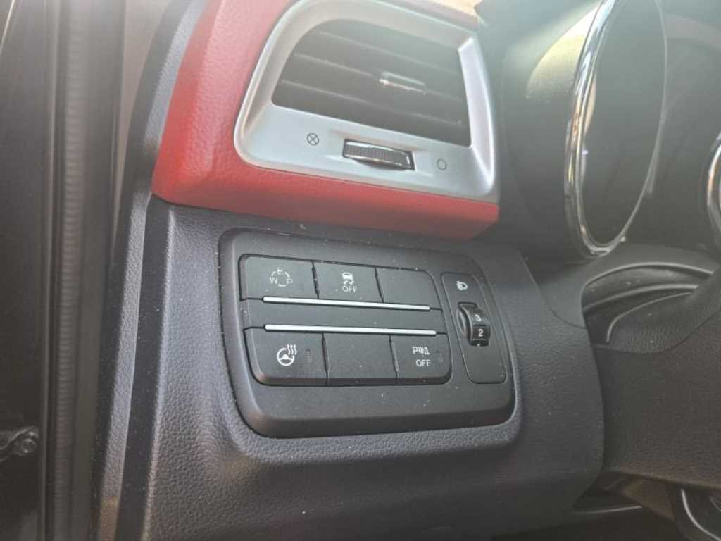 Ssangyong Tivoli - Vista 8