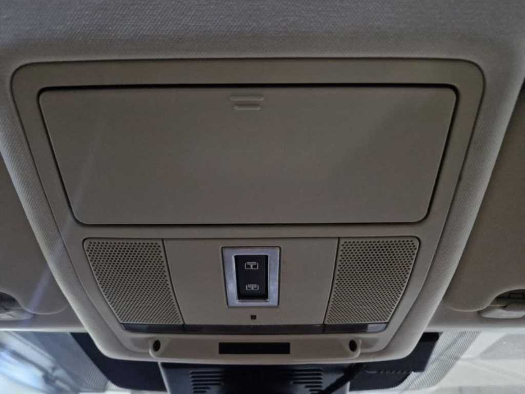 Land Rover Discovery Sports 2016 Blanco - Importación desde Corea - HF Imports Iquique - Foto 13