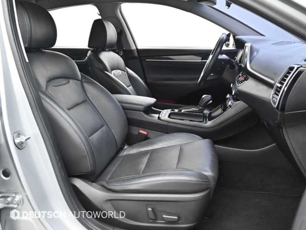 HYUNDAI Grandeur - Vista 10