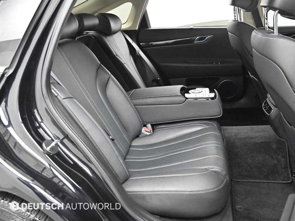 Genesis G80 - Vista 12