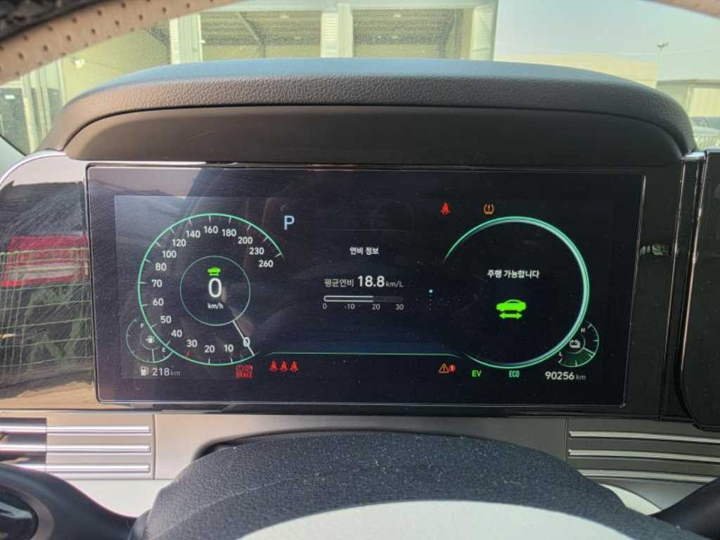 HYUNDAI Grandeur - Vista 10