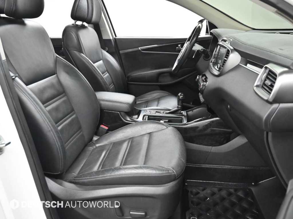 KIA Sorento - Vista 10