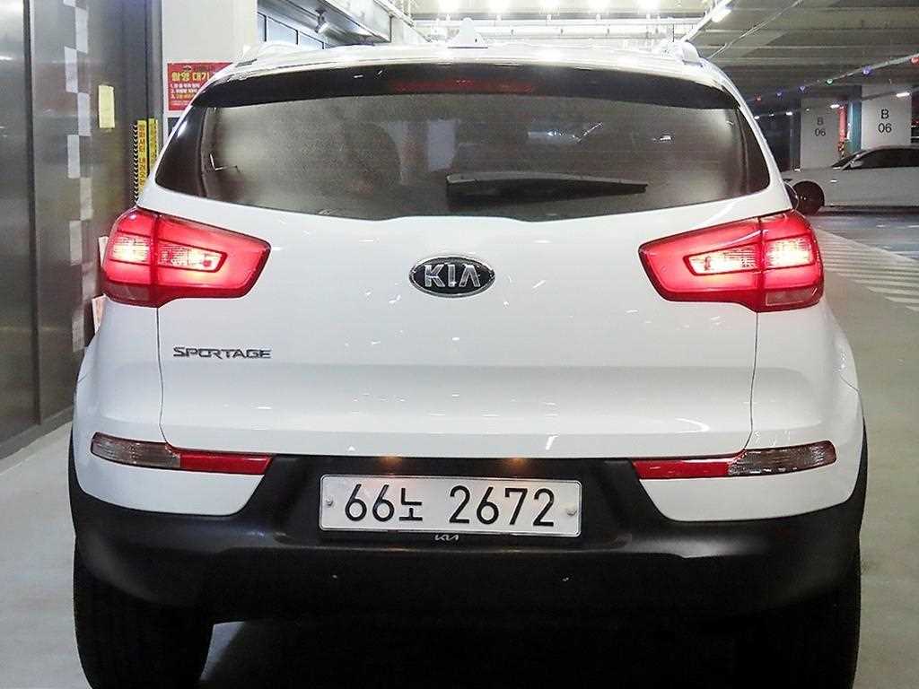 KIA Sportage - Vista 5