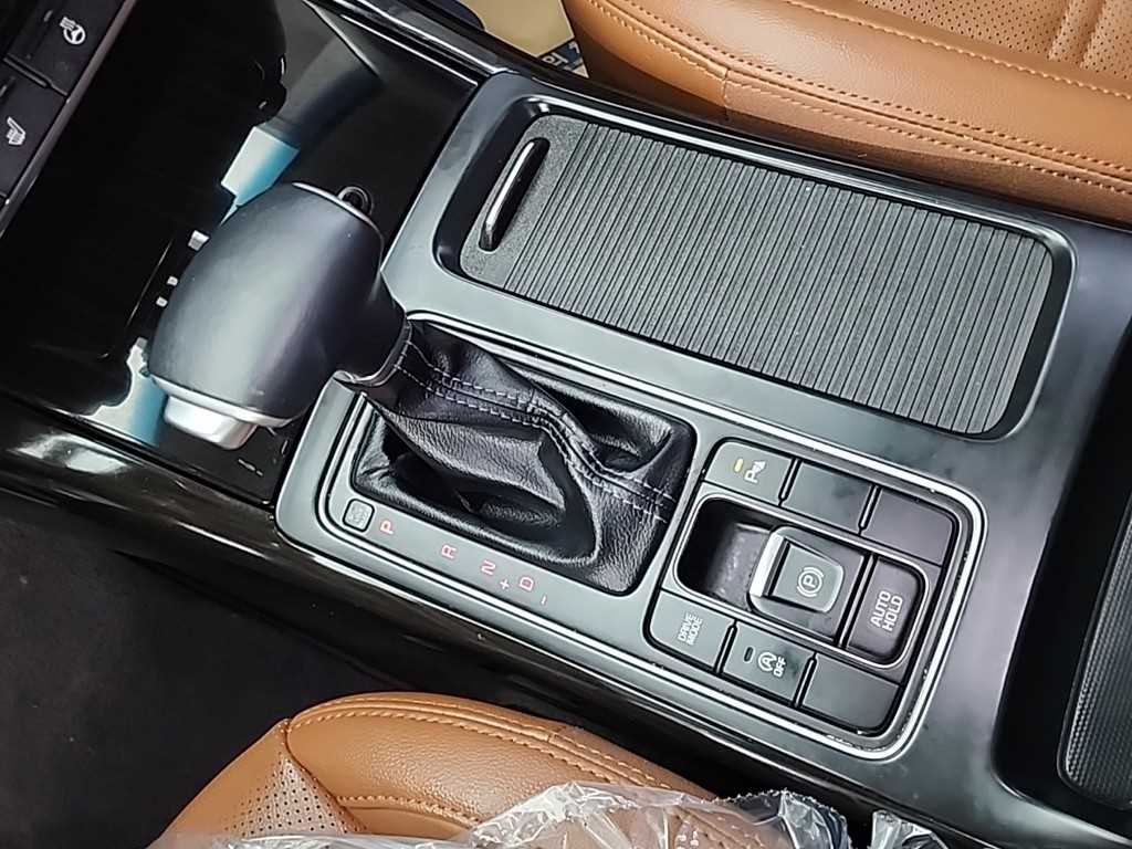 KIA Sorento - Vista 8