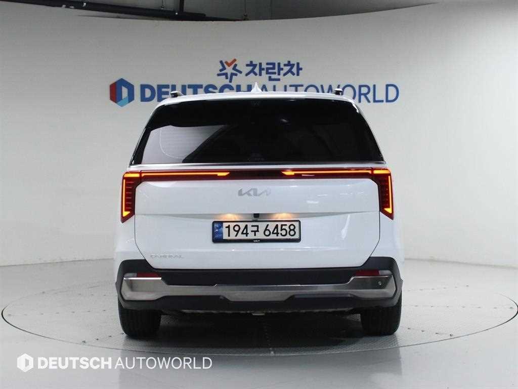 KIA Carnival - Vista 4