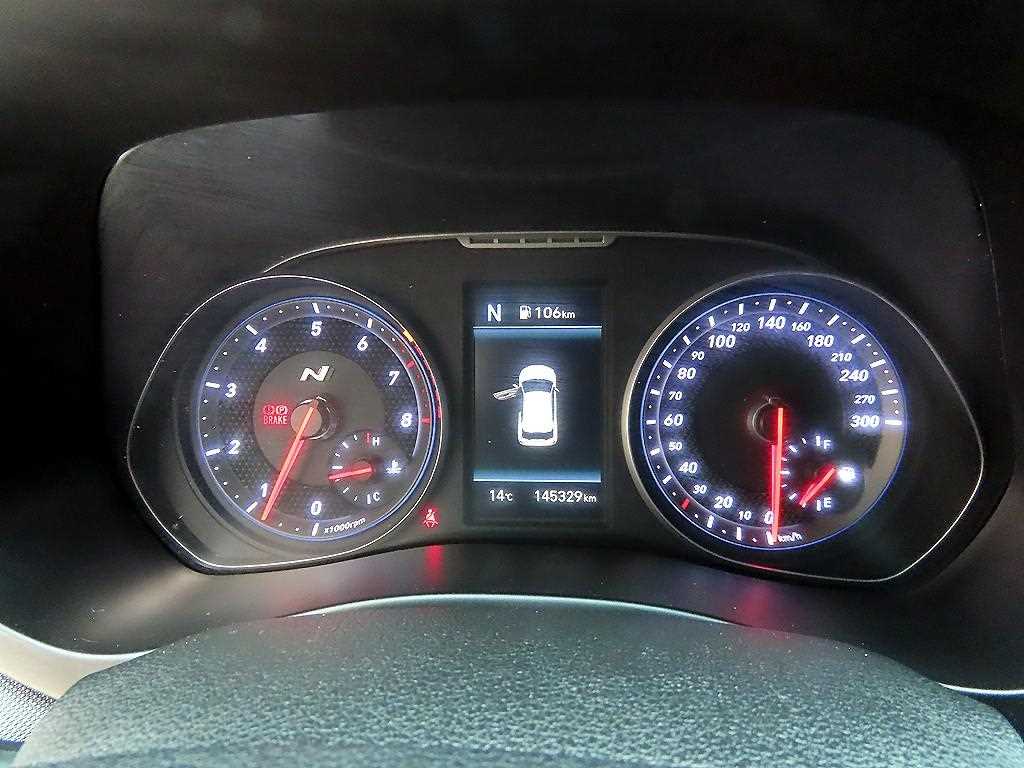 HYUNDAI Veloster - Vista 9