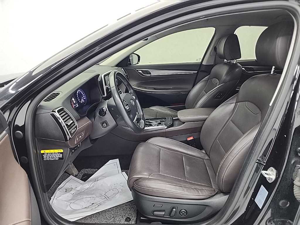 HYUNDAI Grandeur - Vista 11