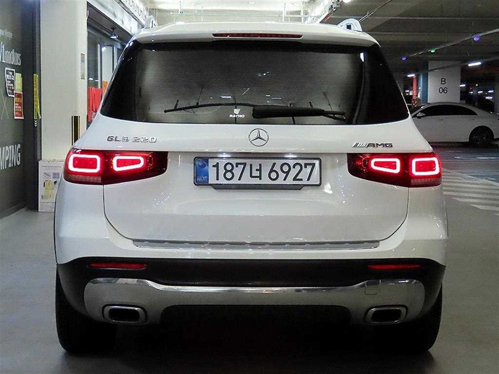 Mercedes Benz GLB Class - Vista 5