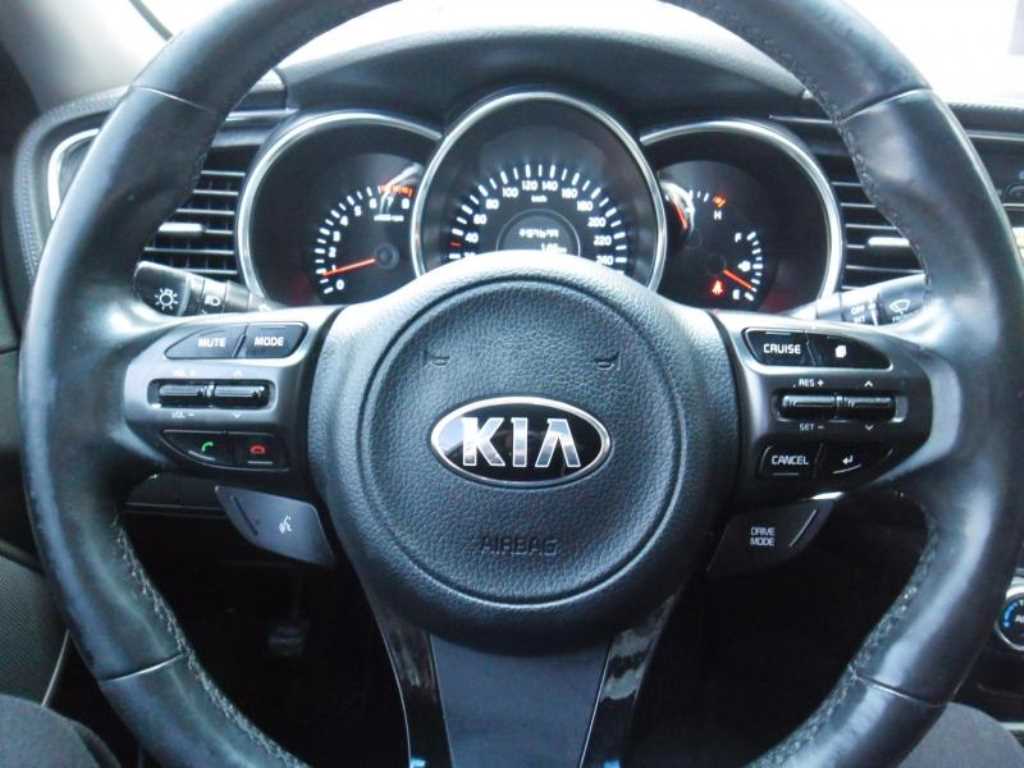 KIA K5 - Vista 10