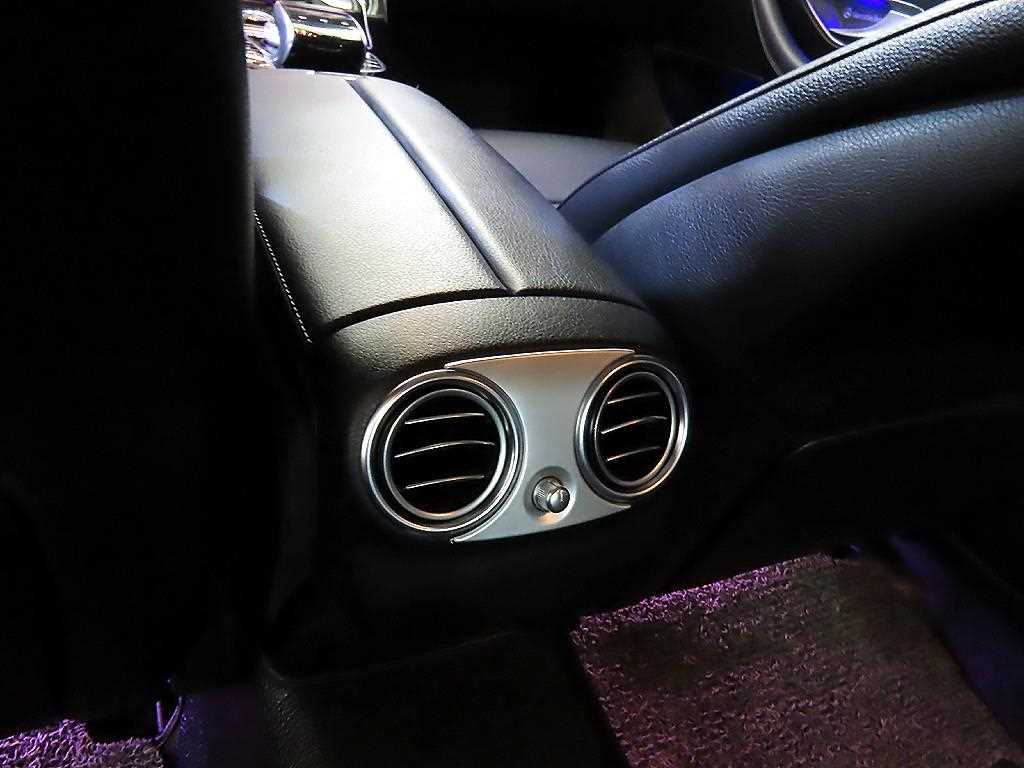 Mercedes Benz E class 2018 Gris - Importación desde Corea - HF Imports Iquique - Foto 16