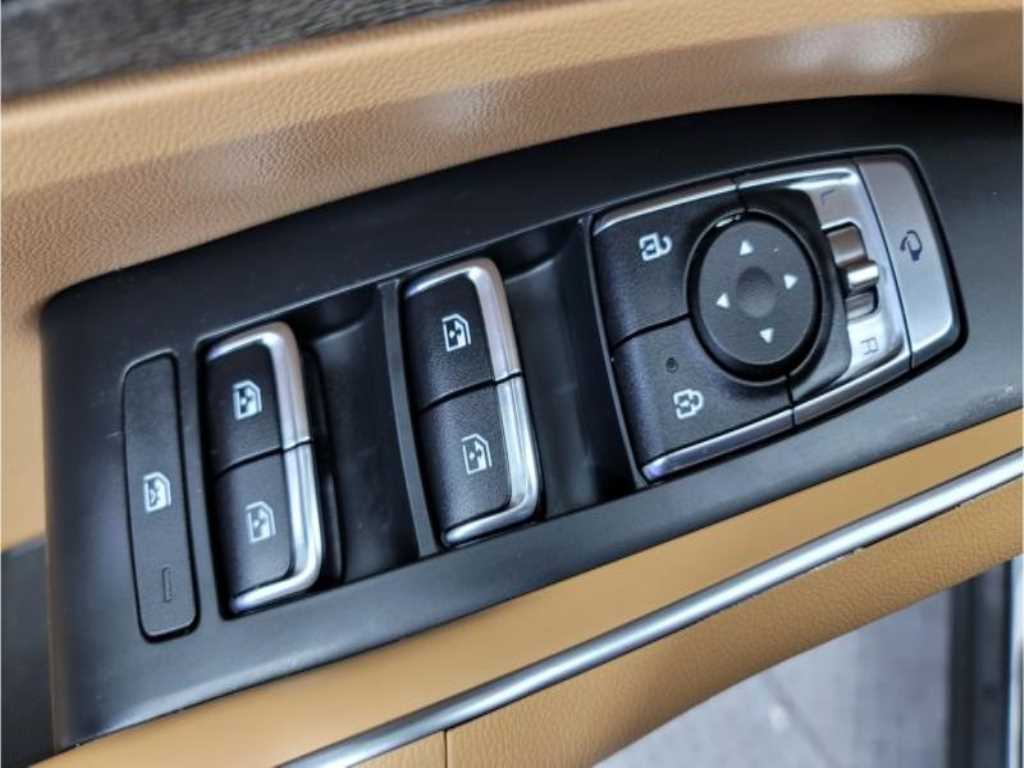 KIA Sorento - Vista 7