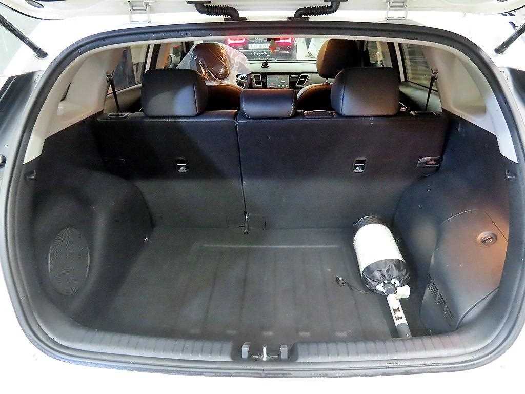 KIA Niro 2017 Blanco - Importación desde Corea - HF Imports Iquique - Foto 17