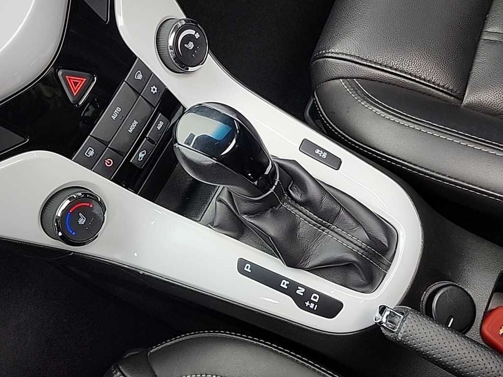 Chevrolet Cruise - Vista 8