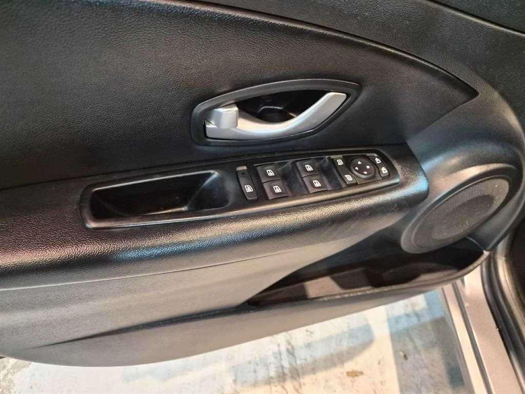 SAMSUNG SM3 - Vista 11