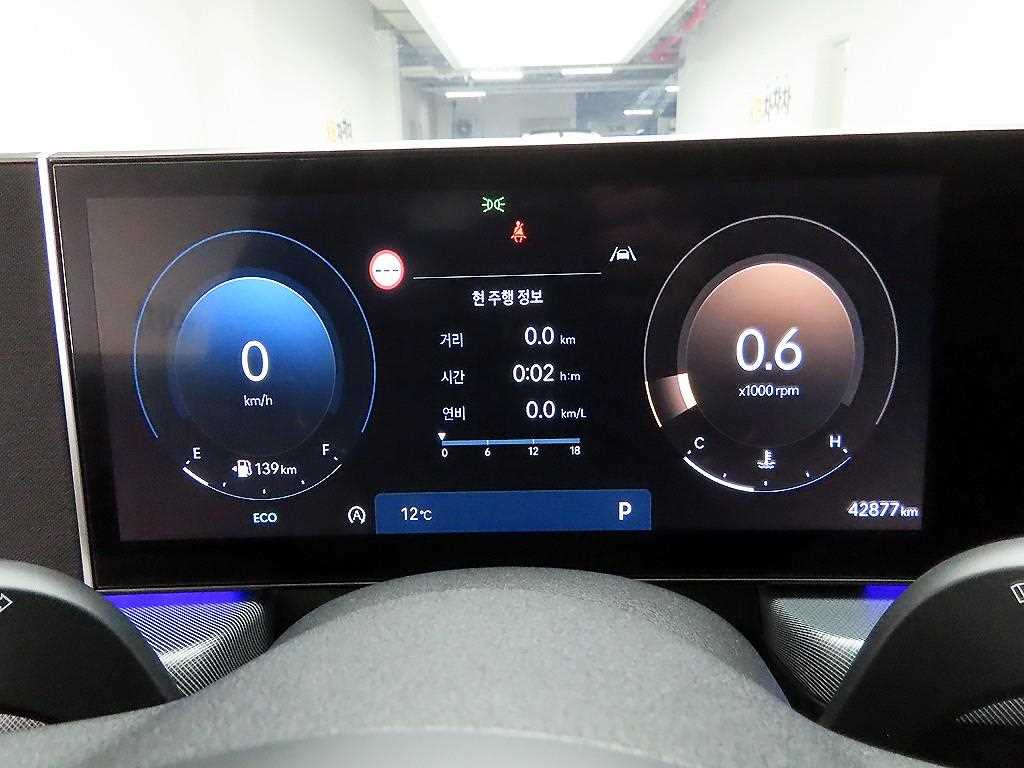 HYUNDAI Sonata - Vista 6