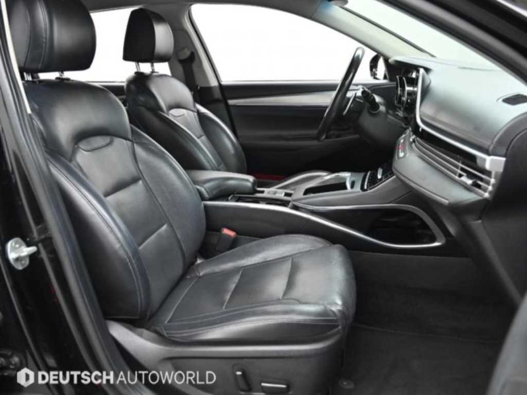 HYUNDAI Grandeur - Vista 10