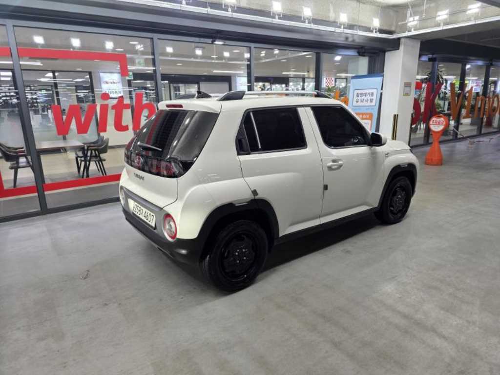 HYUNDAI Casper - Vista 4