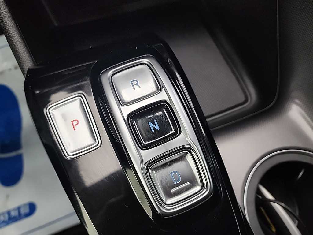 HYUNDAI Sonata - Vista 8