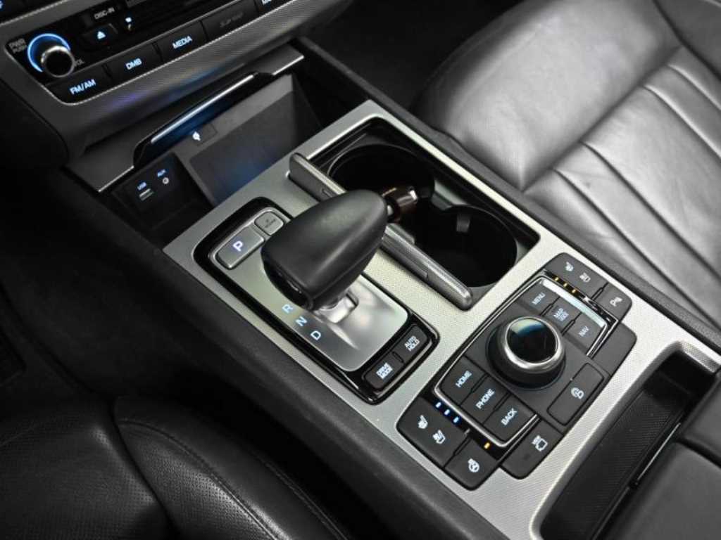 Genesis G80 - Vista 9