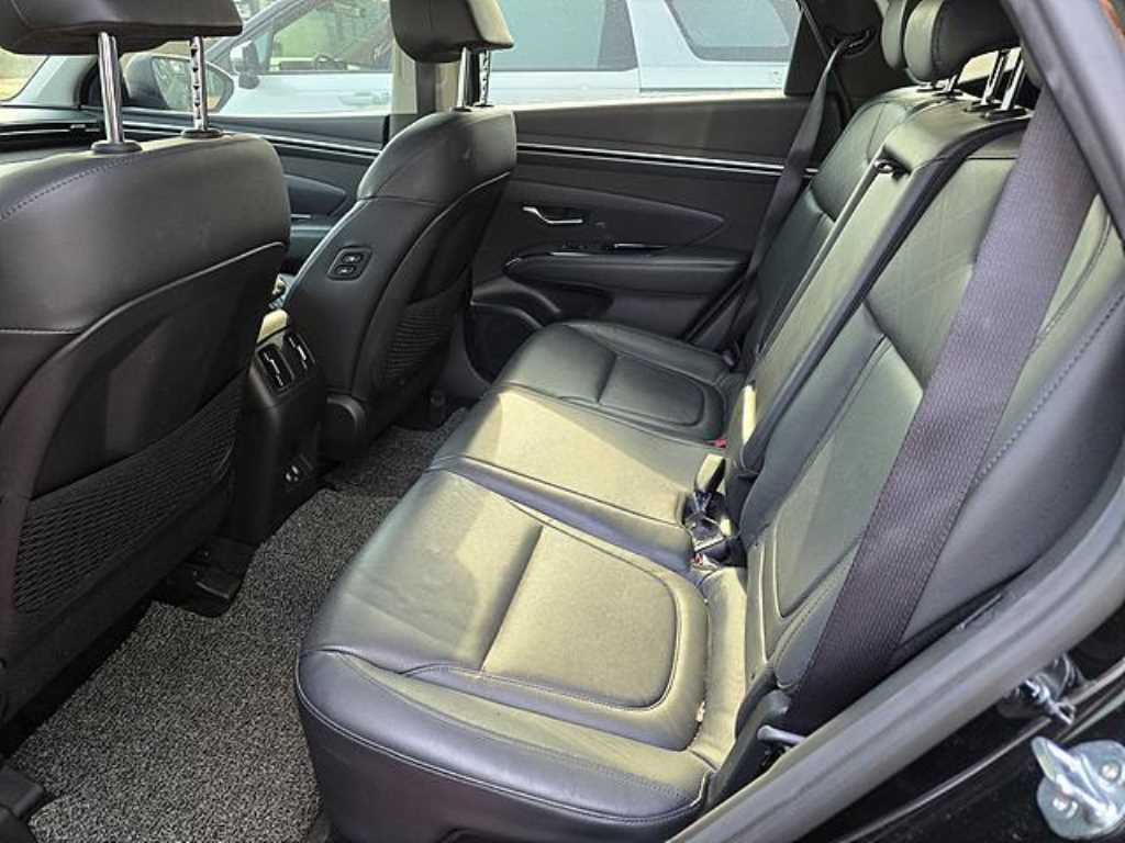 HYUNDAI Tucson - Vista 8