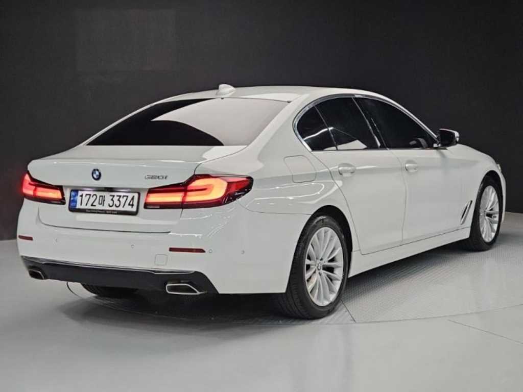 BMW 5 Series - Vista 4