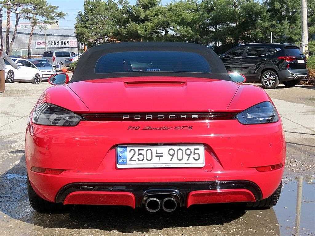 Porsche 718 - Vista 4