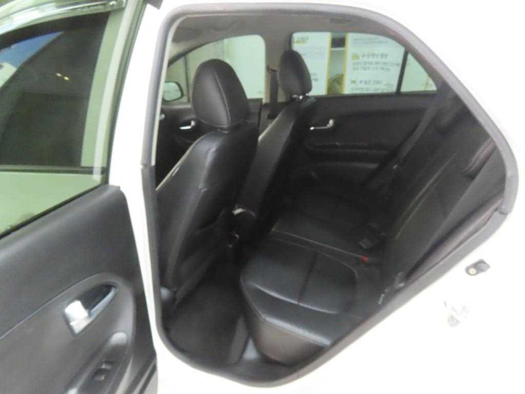 KIA Morning - Vista 6