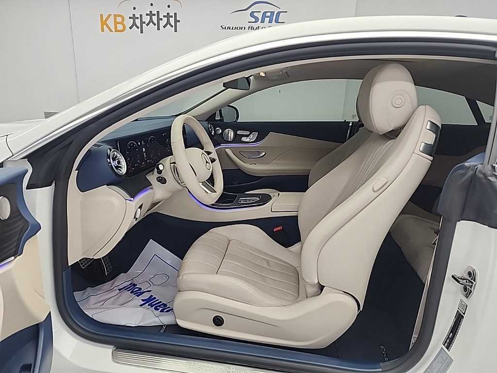 Mercedes Benz E class - Vista 11