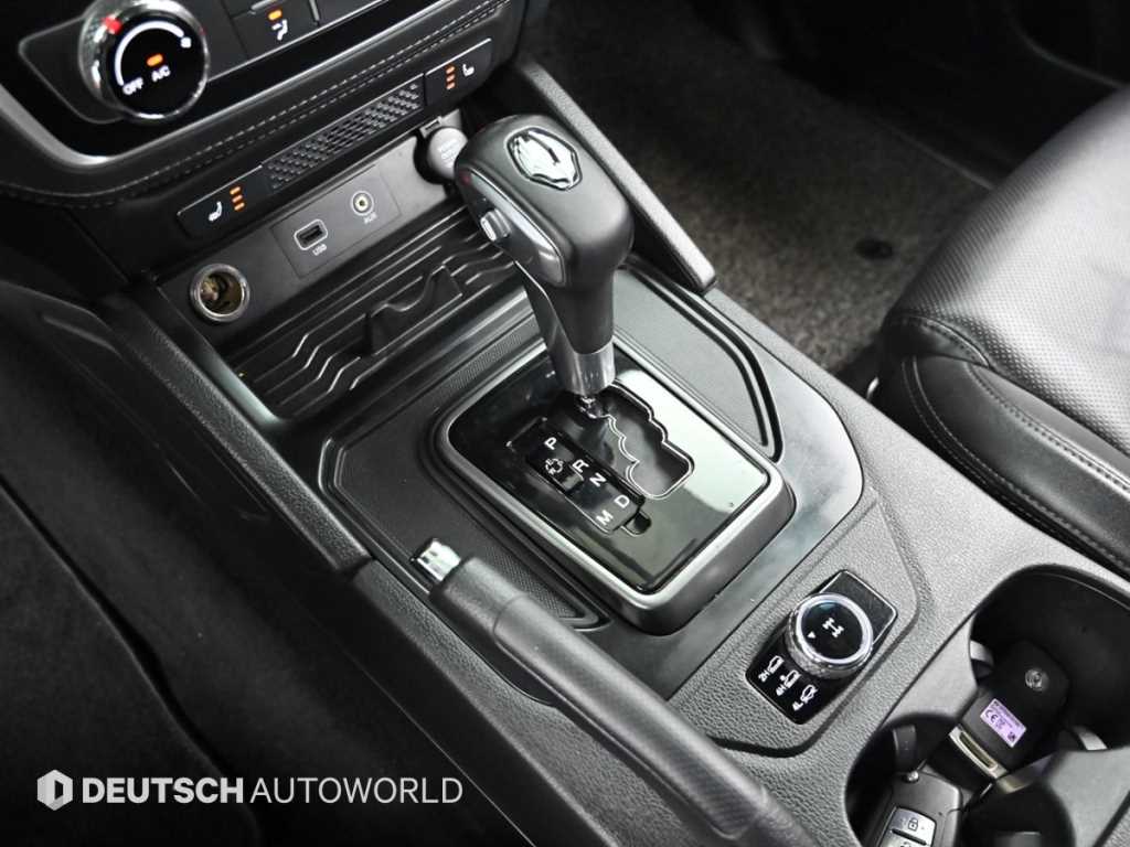 Ssangyong Rexton - Vista 9