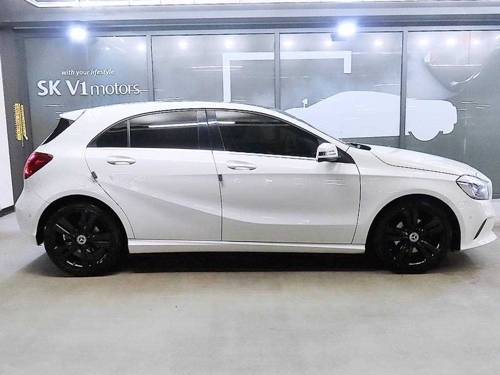 Mercedes Benz A Class - Vista 3