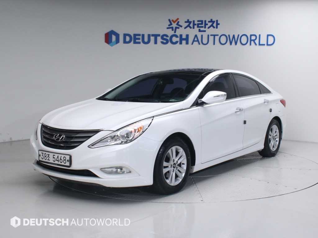 HYUNDAI Sonata 2012 Blanco - Importación desde Corea - HF Imports Iquique - Foto 1