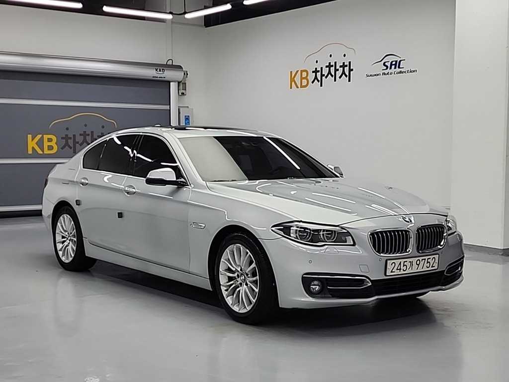 BMW 5 Series - Vista 4