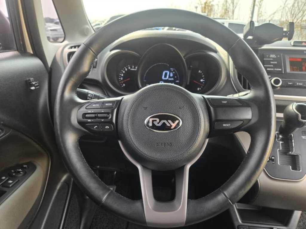 KIA Ray - Vista 8