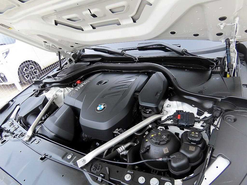 BMW 5 Series 2024 Blanco - Importación desde Corea - HF Imports Iquique - Foto 19