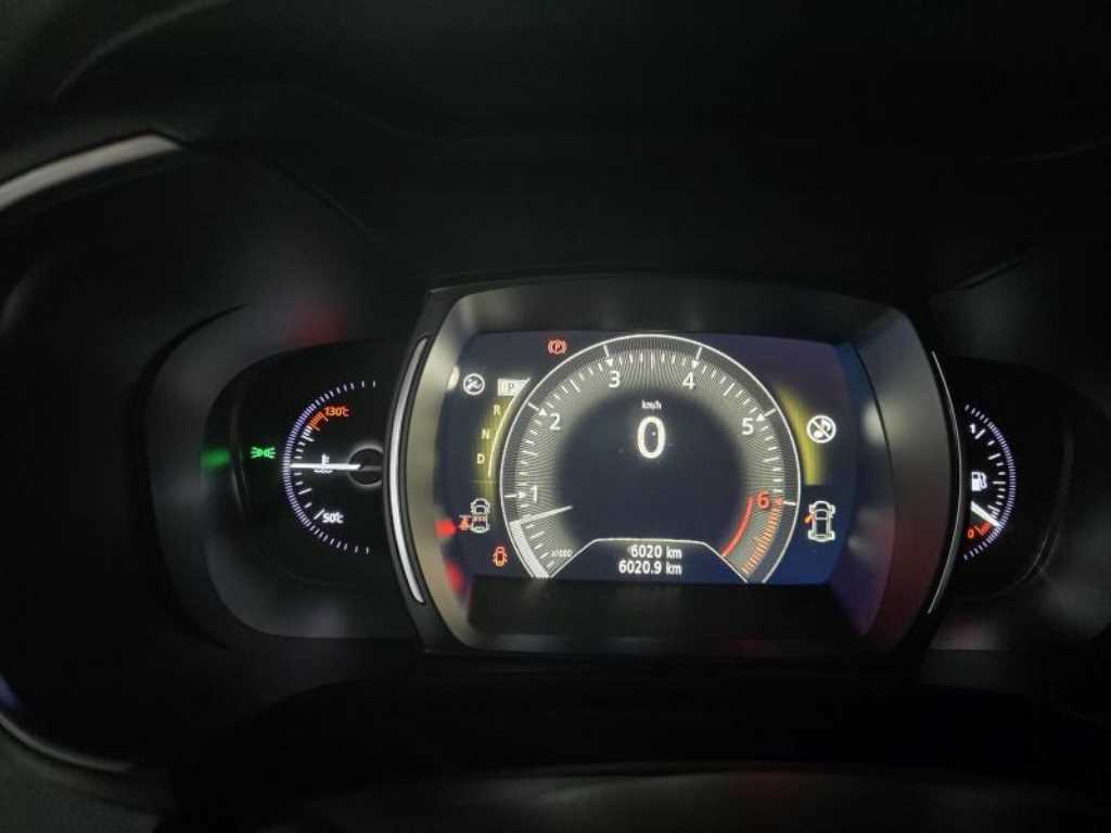 SAMSUNG QM6 - Vista 9