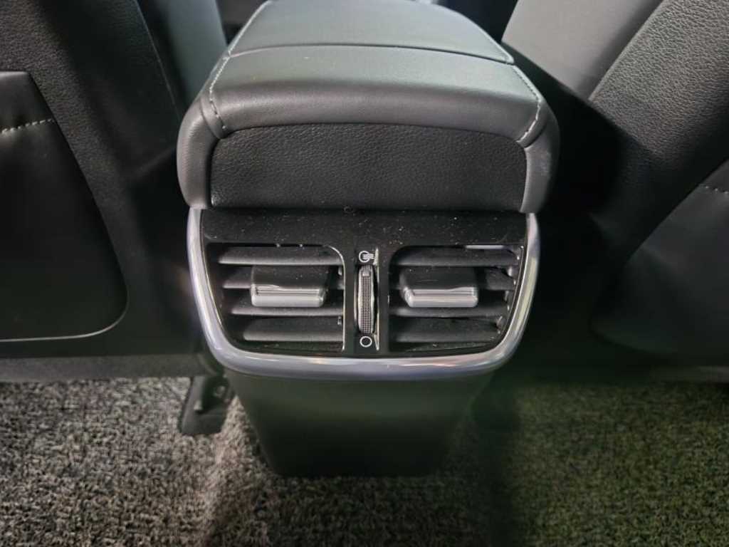 HYUNDAI Grandeur - Vista 11