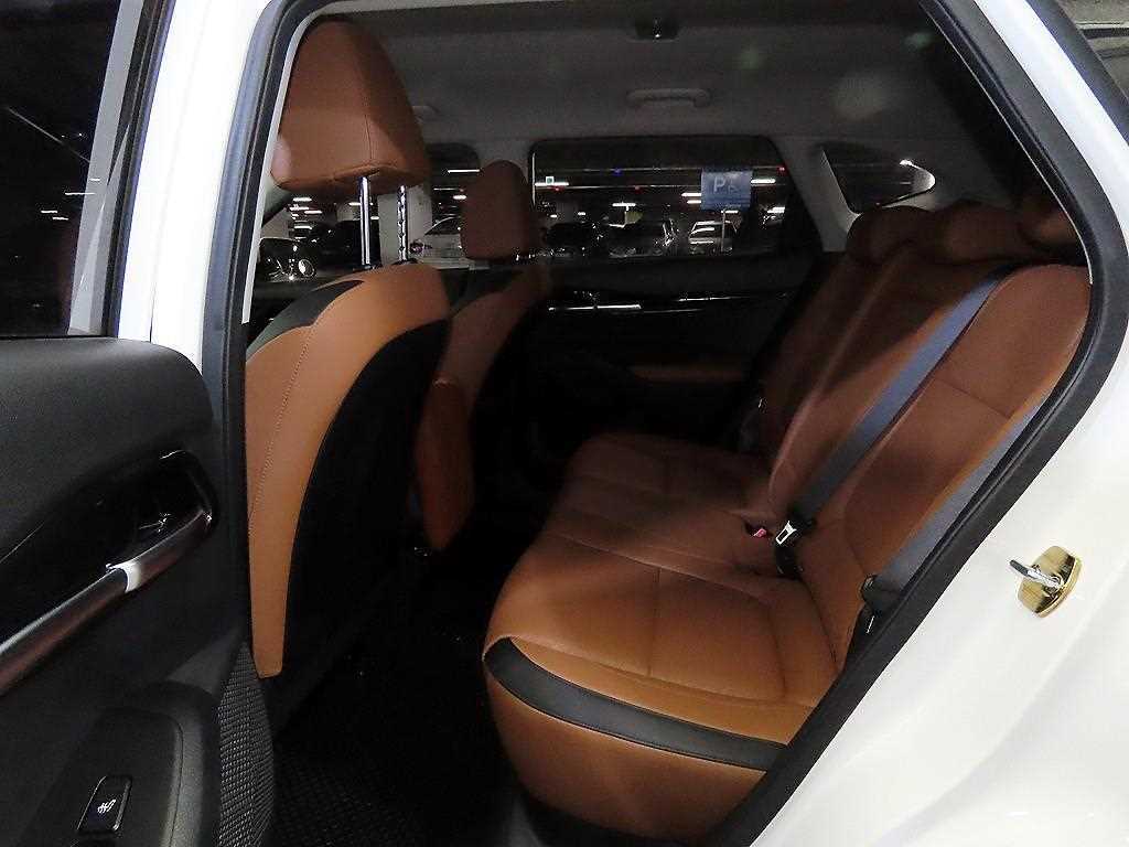 KIA Seltos - Vista 7