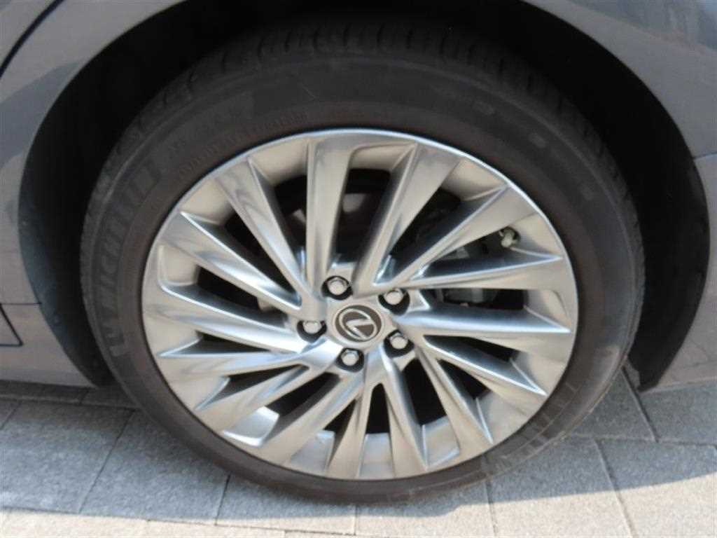 Lexus ES 2022 Gris - Importación desde Corea - HF Imports Iquique - Foto 17