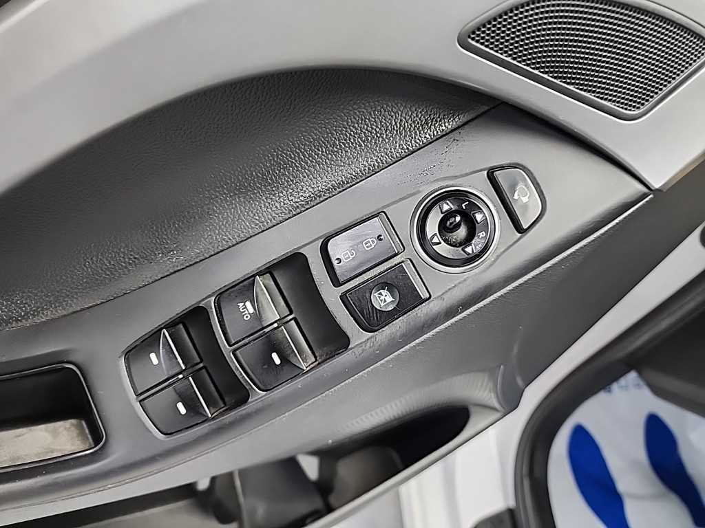 HYUNDAI Avante 2014 Blanco - Importación desde Corea - HF Imports Iquique - Foto 17