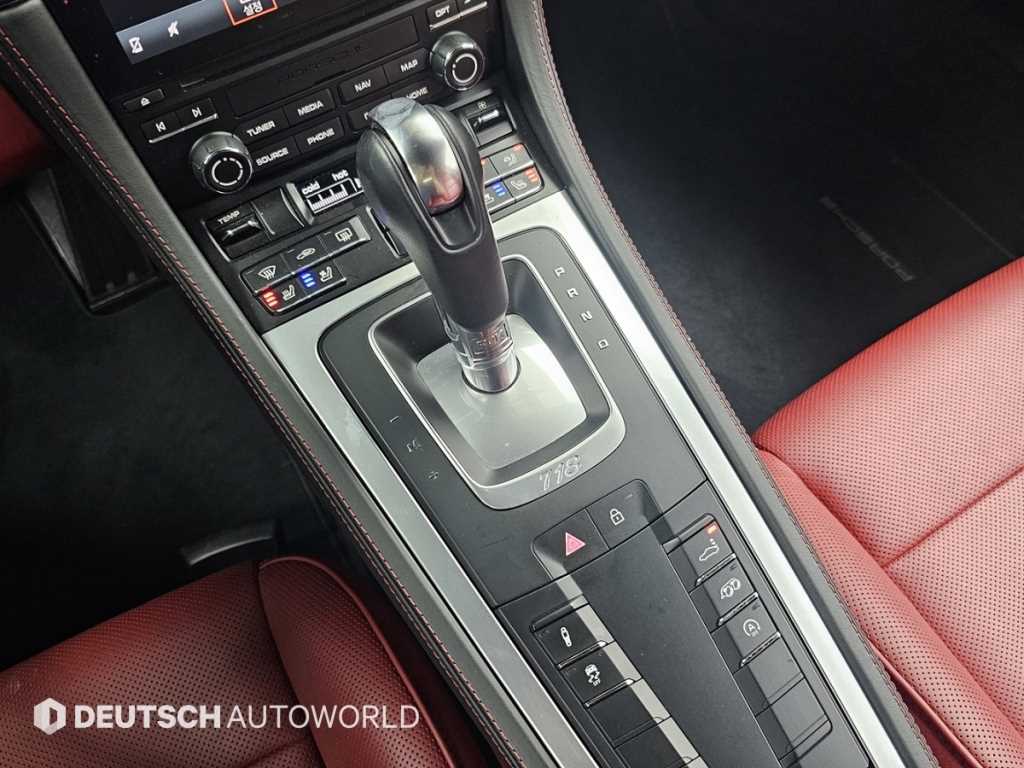 Porsche 718 - Vista 9