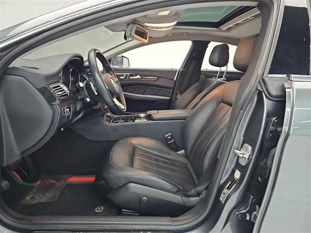 Mercedes Benz CLS Class 2016 Gris - Importación desde Corea - HF Imports Iquique - Foto 16
