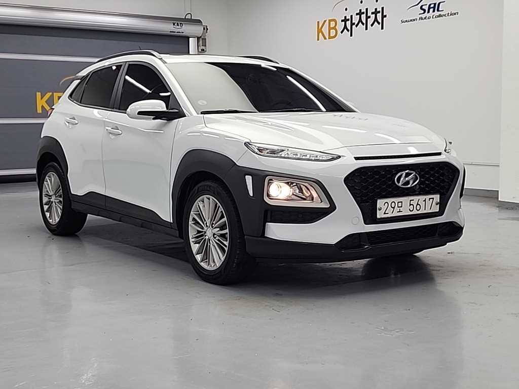 HYUNDAI Kona - Vista 4