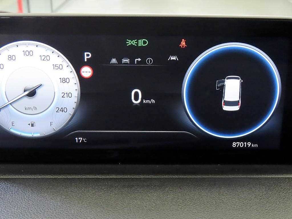 HYUNDAI Staria - Vista 9