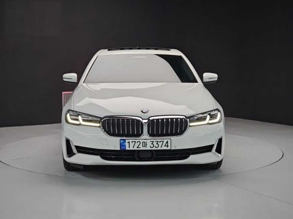 BMW 5 Series 2023 Blanco - Importación desde Corea - HF Imports Iquique - Foto 1