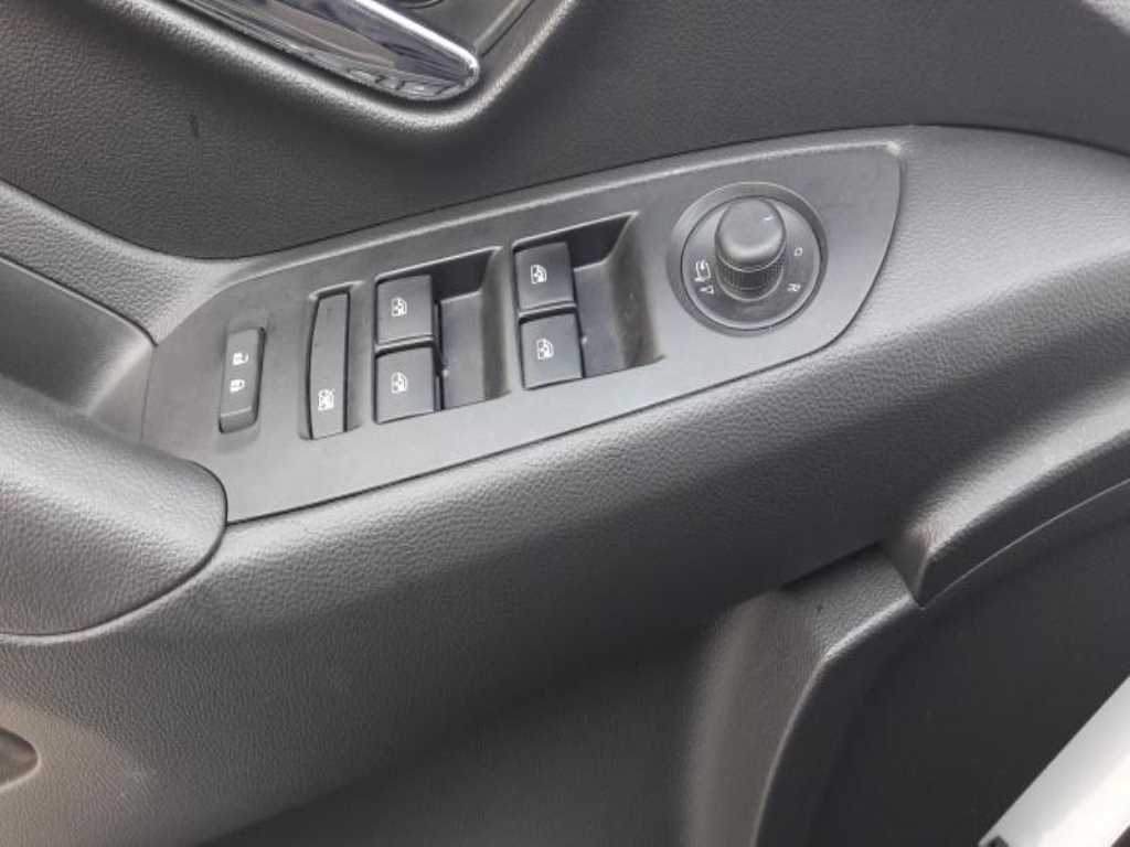 Chevrolet Trax - Vista 11