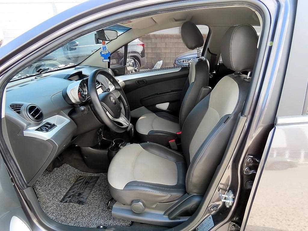 Chevrolet Spark - Vista 5