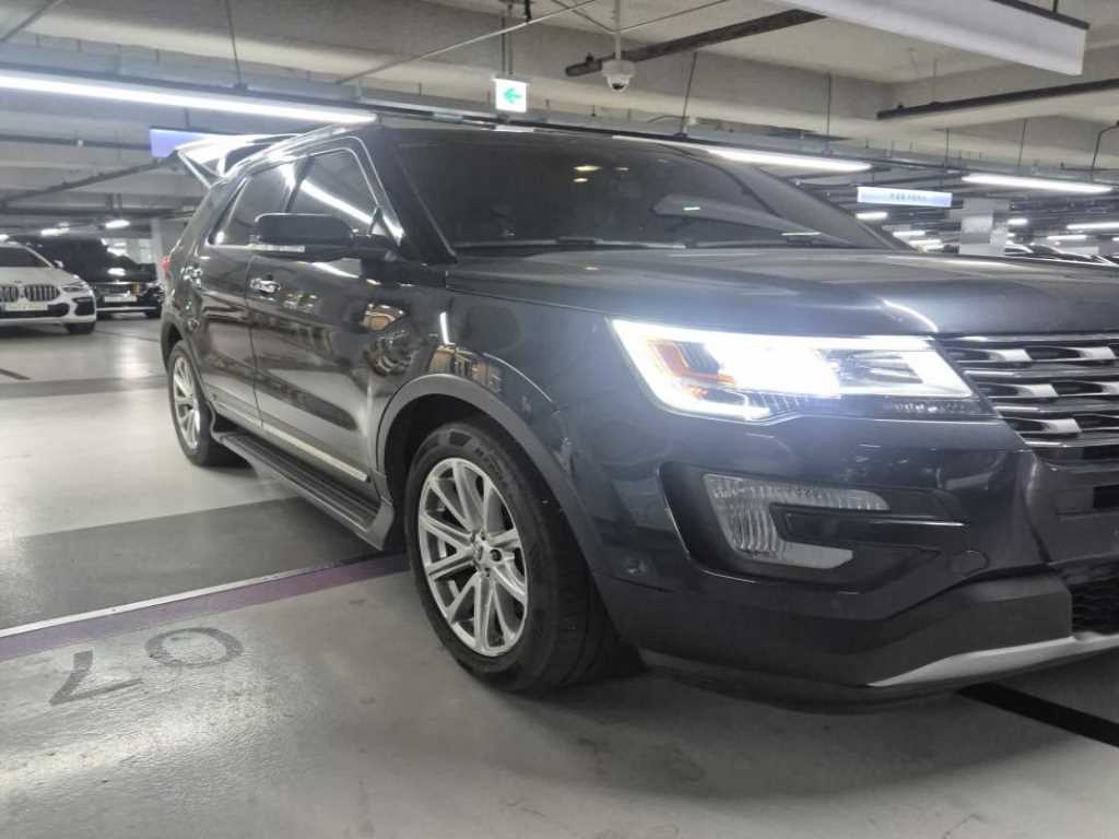 Ford Explorer - Vista 4