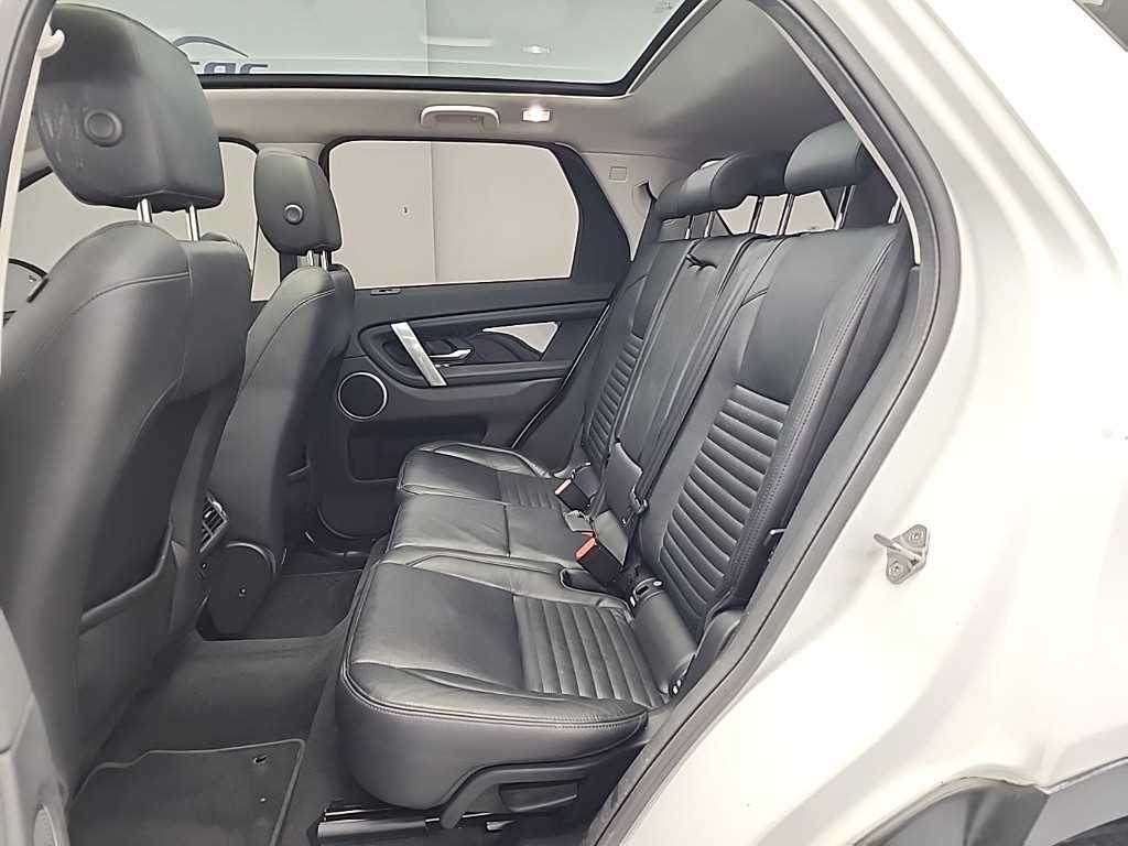 Land Rover Discovery Sports - Vista 12