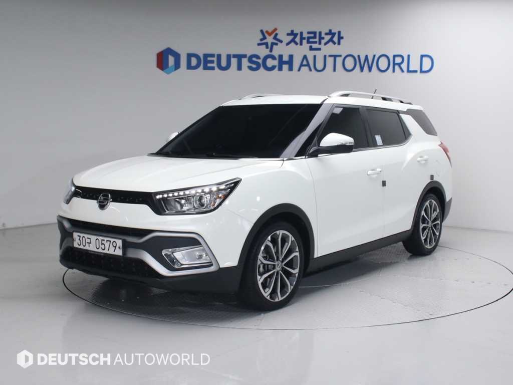 Ssangyong Tivoli 2016 Blanco - Importación desde Corea - HF Imports Iquique - Foto 1